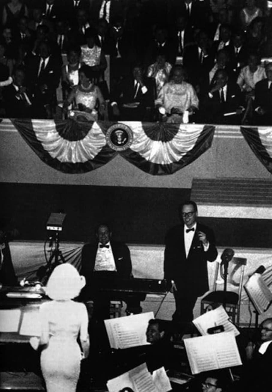 marilyn monroe y bobby kennedy - T